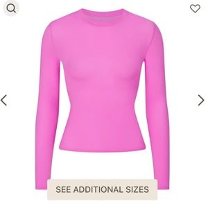 SKIMS Fits Everybody Long Sleeve Top - Neon Orchid